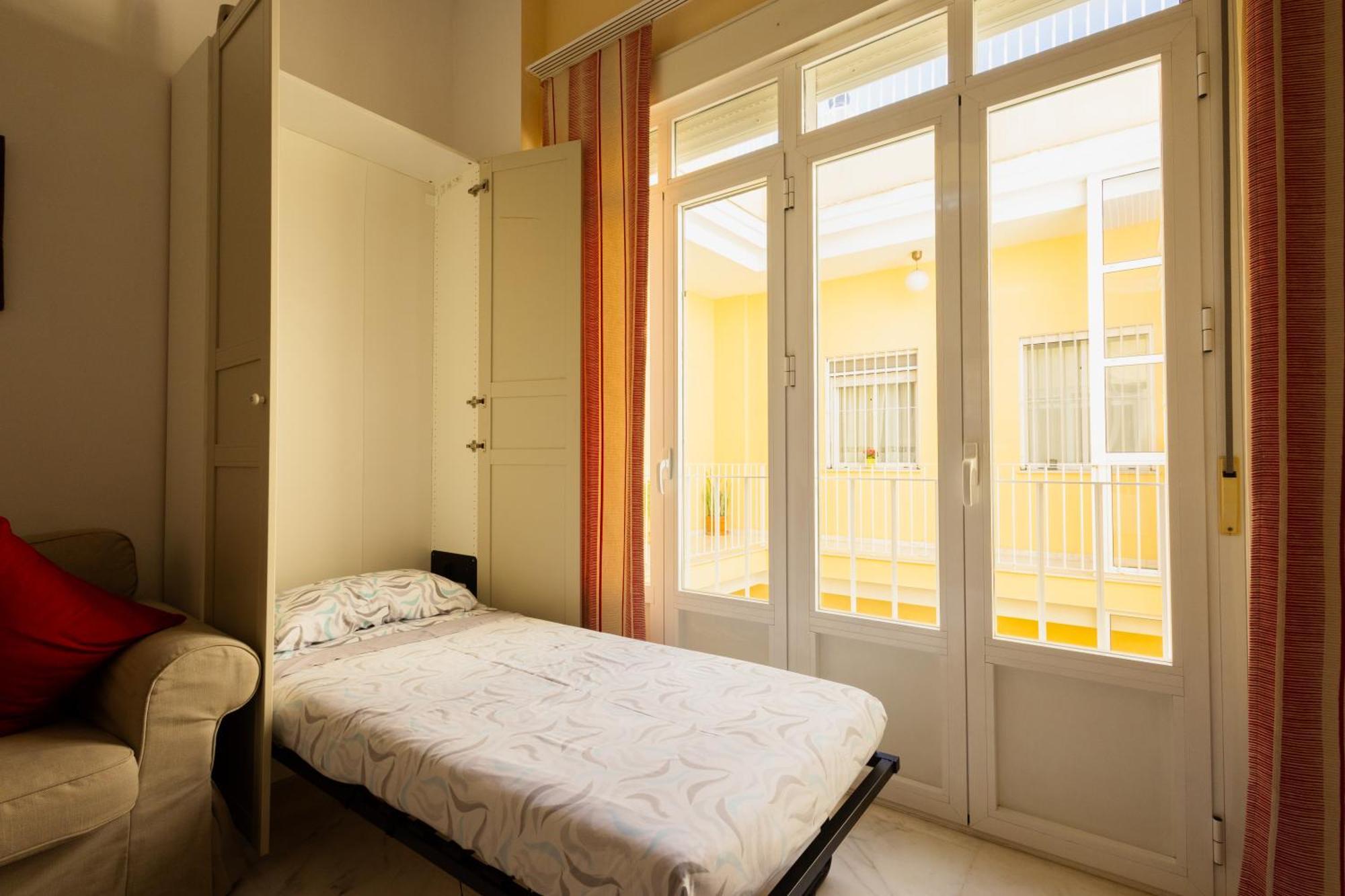 Apartamento Acogedor En Triana Sevilha Exterior foto
